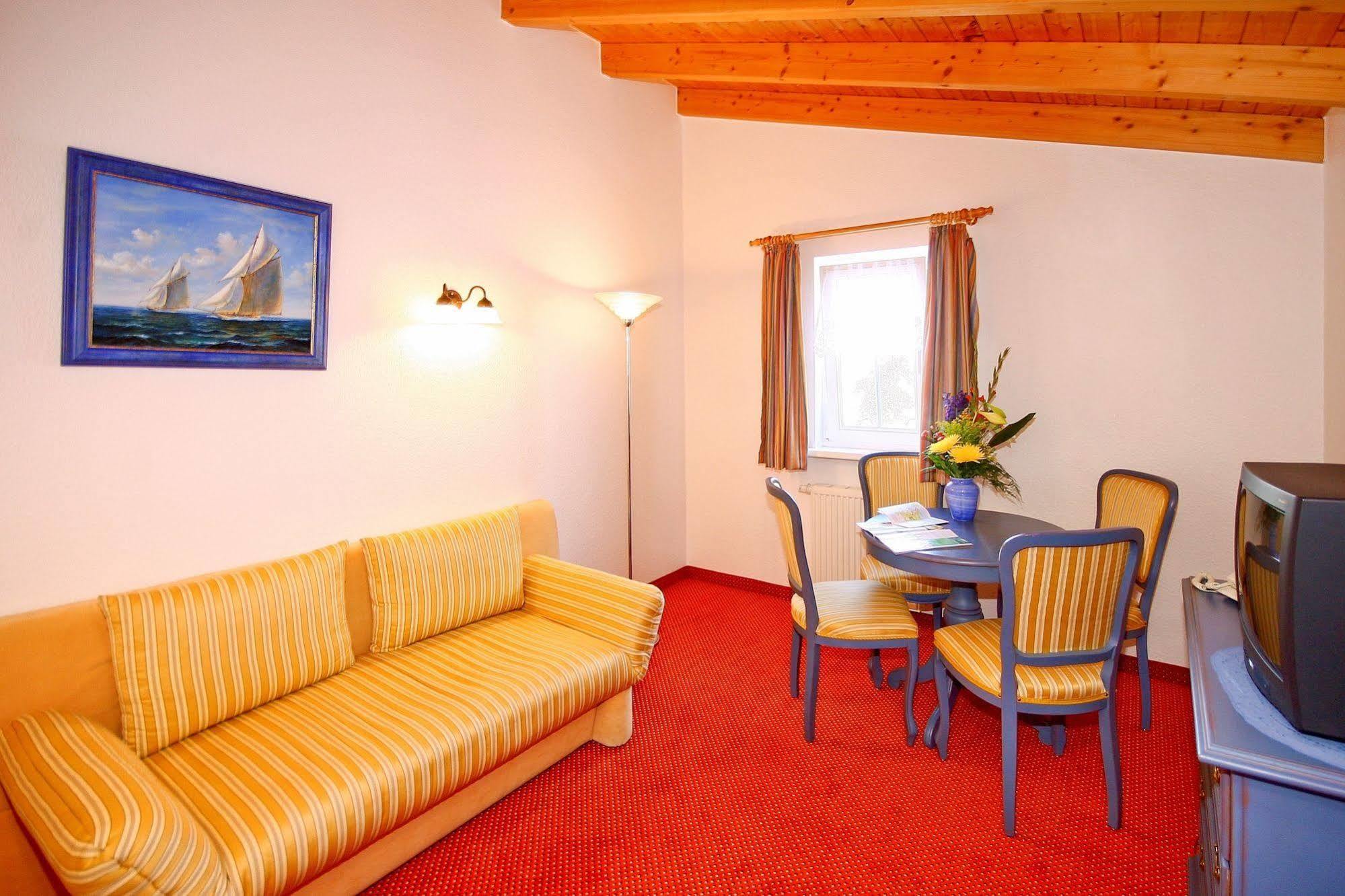 Hotel Garni Getreuer Eckart Ostseebad Ostseebad Binz Exterior foto